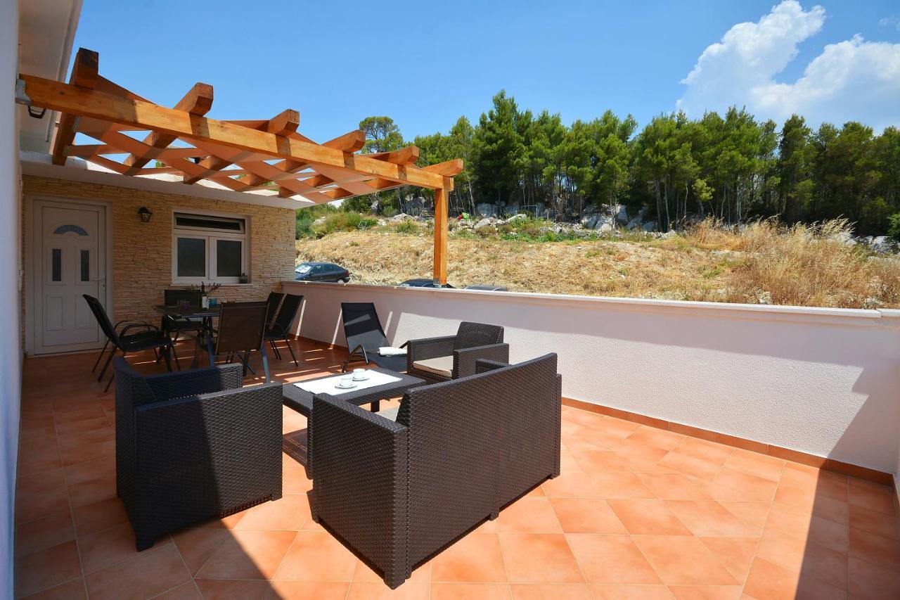 Apartment Wild Rose Podstrana Exterior foto